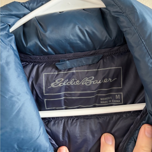 Eddie Bauer 650 Down Outerwear Puffer Vest Navy Blue Woman's Medium NWT - Picture 3 of 5